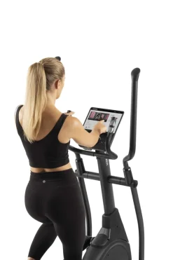 Ellittica Hammer SpeedMotion II con volano anteriore
