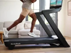 NordicTrack Commercial 2450